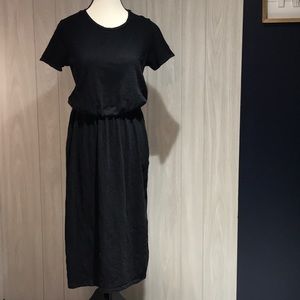 Old Navy black short sleeve dress size small